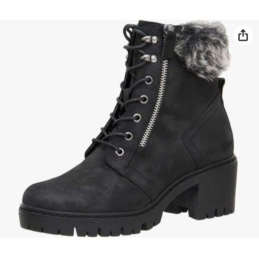 CUSHIONAIRE Women's Riley Lace up boot +Memory Foam, Size 7, Black